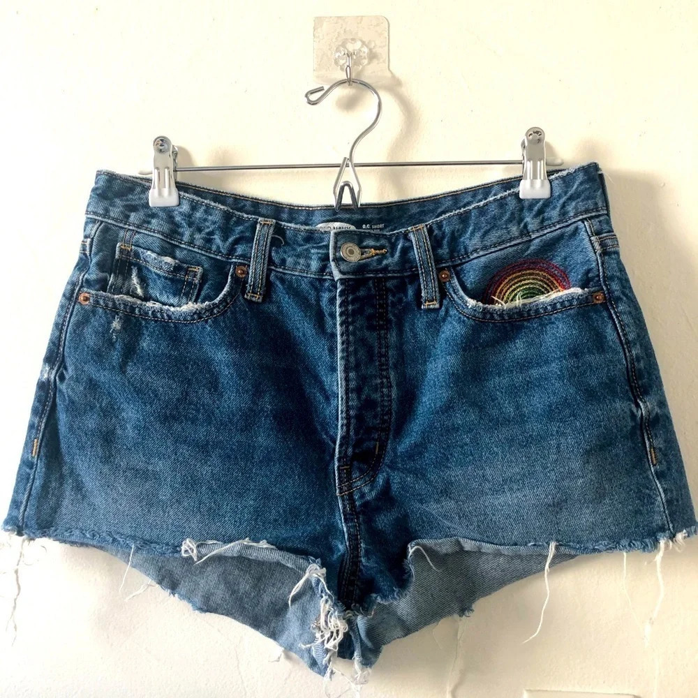 ☀️OLD NAVY Rainbow OG High Rise Distressed Button Fly Shorts - Picture 2 of 10